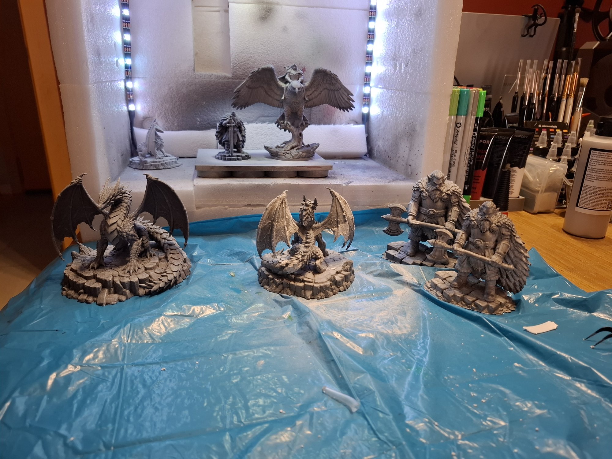 Freshly printed figures